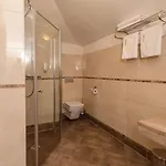 호텔 Elbrus & Wellness 슈차이르크