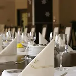 호텔 Elbrus & Wellness 3*