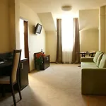 Elbrus & Wellness Hotel 3*