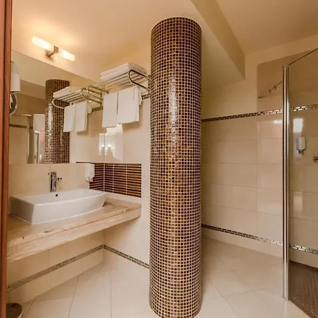 Elbrus & Wellness Hotel Szczyrk
