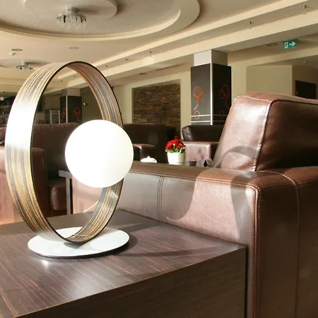 Hotel Elbrus & Wellness 3*