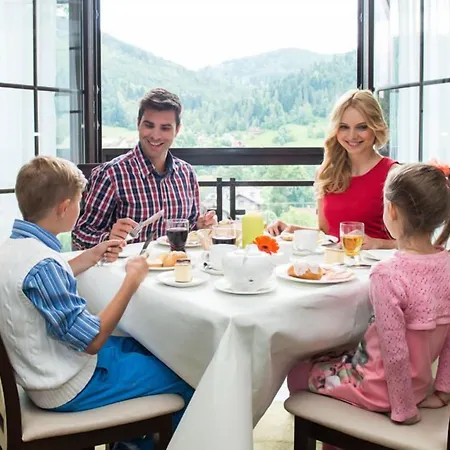 Elbrus & Wellness 3*