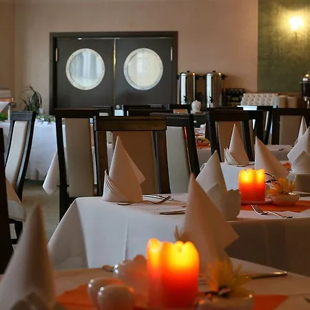 Hotel Elbrus & Wellness 3*