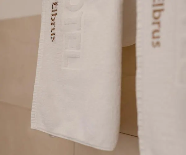 Hotel Elbrus & Wellness 3*