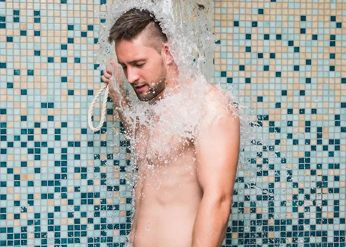 Hotel Elbrus & Wellness 3*