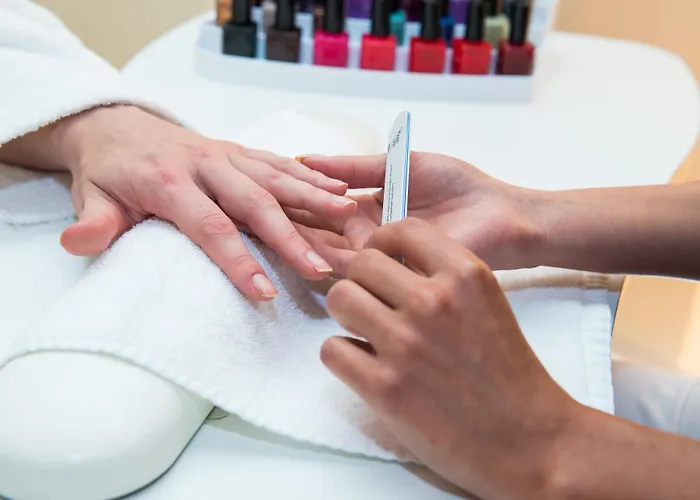 Hotel Elbrus & Wellness 3*