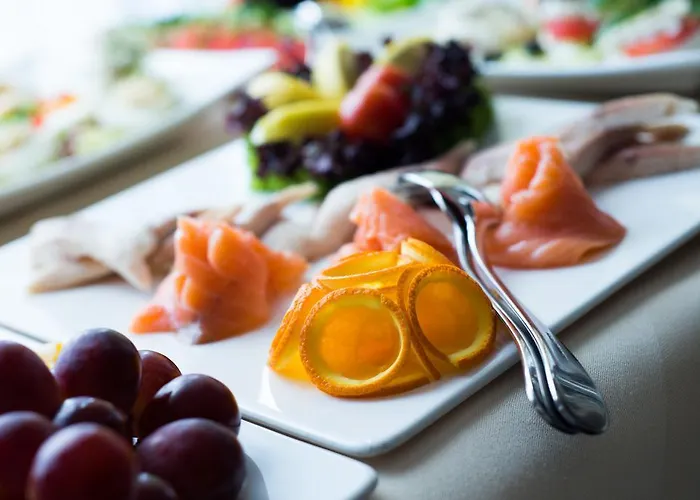 Hotel Elbrus & Wellness 3*